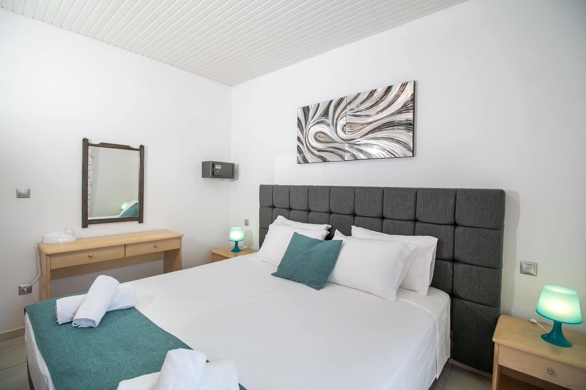 Platoni Elite Aparthotel Ialysos  Exterior photo